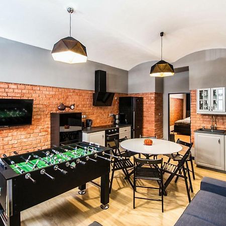 3Bdr Ruterra Apt With Table Football Prag Eksteriør billede